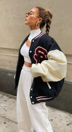 Ellie Beatrice Joslin, Instagram New York, Tomboy Style Outfits, Swaggy Outfits, Tomboy Fashion, Cute Simple Outfits, Teenage Fashion Outfits, Vintage Store, Streetwear Outfit