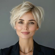 Pixie Haircut Ideas, Haircut Long, Angled Bob, Long Pixie, Short Bob Haircuts, Short Blonde, Haircuts For Fine Hair