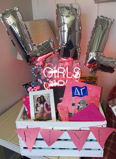 Sorority Crate Ideas, Bid Day Baskets Sorority, Big Little Baskets, Big Little Baskets Ideas, Gifts For Sorority Big, Big Little Beds Sorority, Big Baskets Sorority, Big Lil Gifts, Little Baskets