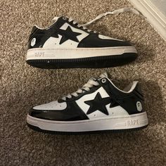 Worn Twice 180 Obo If Need More Details Dm Me Bape Shoes, Bape Black, Mens Shoes Sneakers, Dm Me, Low Top, Men's Shoes, Shoes Sneakers, Black White, Man Shop