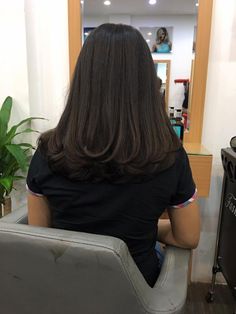 Long Hairstyles Women, Viral Haircut, Hairstyles Women Over 50, Bob Pixie Haircut, Short Bob Pixie, Brunette Hair Cuts, Bob Pixie, Straight Hair Cuts, Layered Haircuts For Medium Hair