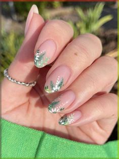 Colorful Nails, Her Nails, Round Nails, Stick On Nails, Prom Nails, Floral Nails, Nail Arts, Artificial Nails, Green Nails