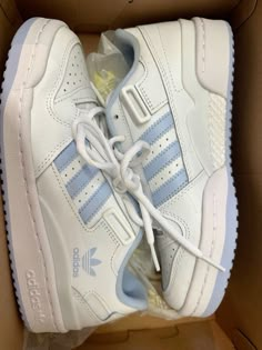 Shoes For Women Adidas, Cute Shoes Adidas, Aesthetic Shoes For Women, Adidas Aesthetic Shoes, Aesthetic Shoes Women, Adidas Shoes Blue, Adidas Shoes Aesthetic, Zapatillas Aesthetic