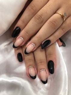 Black Short Nails With Diamonds, Black Nails Ideas Rhinestones, Short Black Nails For Prom, Black Diamond Acrylic Nails, Black Gel Nails Short Almond, Fancy Almond Nails Black, Black Rhinestone Nails Short, Elegant Almond Nails Classy Black, Black Almond Nails With Gems