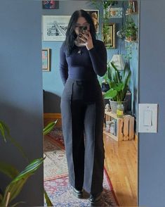 Office Job Outfits Curvy, Optometrist Outfit, Counsellor Outfits, Project Manager Outfit, All Black Business Casual, Job Interview Outfit For Women Casual, Green Business Casual, Teacher Appropriate Outfits, Cute Professional Outfits