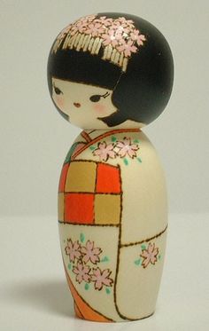 "Hime" by Izumi Oki. This princess has a gorgeous ornament in her hair and she is wearing a stunned patterned kimono. It is a work that could be created only by a woman. Momiji Doll, Asian Dolls, Asian Doll, Sales Tips, Russian Nesting Dolls, Booth Ideas, Russian Doll, Japanese Dolls