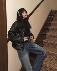 Womens Leather Jacket Outfit, Black Leather Jacket Outfit, Fits Streetwear, Jacket Outfit Women, Leather Jacket Outfits, Foto Poses, Classy Style