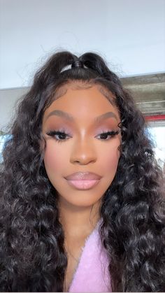 Cute Pink Makeup Looks, Makeup Looks Pink Eyeshadow, Natural Makeup Black Women, Makeup Looks Pink, Cute Pink Makeup, Pink Eyeshadow Makeup, Pink Makeup Looks, Purple Makeup Looks, Pink Lips Makeup