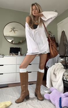 Elevated Outfits, Tailgate Outfits, Who Is She, Boho Fall, Stockholm Fashion, Classy Casual, Fall Fits, Lookbook Outfits