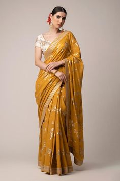 Yellow Floral Saree, Floral Print Saree, Saree Cotton, Floral Print Sarees, Floral Saree, Purple Saree, Traditional Indian Dress, Womens Trendy Dresses, Print Saree