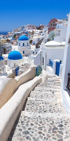 Each one offers its own share of stunning landscapes, historic sites, nightlife scenes and cultural delights. Grecia Santorini, Things To Do In Santorini, Most Romantic Places, Romantic Places, Dream Travel Destinations, Vacation Places, Beautiful Places To Travel, Greece Travel