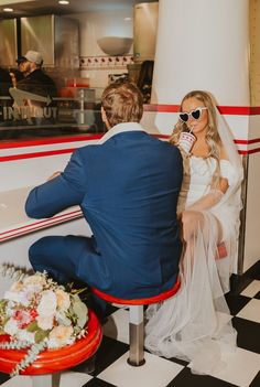 Las Vegas Elopement at the Linq Promenade Couples Love, Vegas Style, Las Vegas Elopement, Bride Clothes, Love Stories, Modern Bride, Couple Portraits