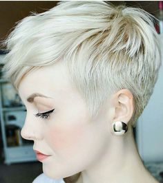 pixie Haircut Pixie, Pixie Undercut, Ideas Haircut, Top Hairstyles, Sassy Hair, Short Pixie Haircuts, Short Haircut, Short Blonde, Short Blonde Hair