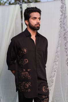 The ‘Ankahi Kahani’ Coord Set is perfect for those who appreciate the subtle art of storytelling in fashion, this black set with golden embroidery blends comfort and elegance.  A rich canvas of untold stories, the embroidery of classic @whencut_goddamn characters invite you to explore the narratives woven into each thread, making every wear a journey of discovery. These can be worn as versatile separates or as a stunning coord set. Luxury Men's Sets For Diwali, Cord Sets Outfit Mens, Embroidered Coord Set, Coords Set Outfit Men, Mens Cord Set, Men Coord Sets, Men's Business Casual Style, Set Photography, Golden Embroidery