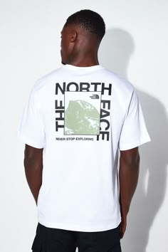 Exclusive to Next A casual tee that still keeps that signature North Face style. 100% Cotton. The North Face Tshirt, North Face Style, Design Dragon, Free T Shirt Design, Face Style, Boys Coat, Graphic Design Print, Half Dome, North Face Mens