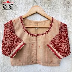 Blouse Latkan, New Saree Blouse Designs, Fashionable Saree Blouse Designs, Trendy Blouse, Ladies Blouse Designs, Ladies Blouse, Saree Blouse Designs Latest