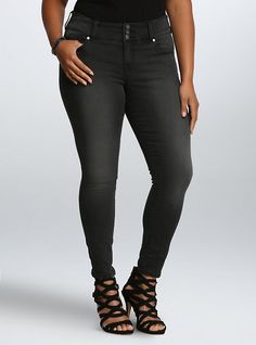 Plus Size Torrid Jeggings - Black Wash, DEAD OF NIGHT Popular Jeans, Dead Of Night, Grey Wash, Teen Vogue, Plus Size Jeans, Dark Fashion, Jeans Brands, Women Style, Pocket Design