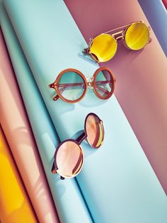 art direction | Fashion Still Life Photography by Grant Cornett Sunglasses Editorial, Fashion Still Life, Summer Sunglasses, Foto Art, Cool Sunglasses, Photo Styling, Life Photography, Still Life Photography