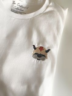 Anime - Appa - Thecustomisedcollective Embroidery Shirt Ideas, Avatar Embroidery, Appa Embroidery, Kawaii Embroidery, Embroidery Jumper, Anime Sweater, Sweaters And Hoodies, Clothing Repair, Diy Outfits