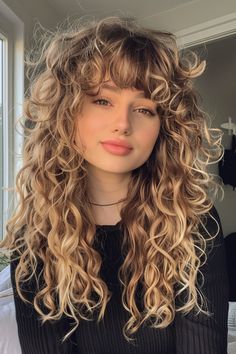 Curly With Fringe, Curly Hair With Wispy Bangs And Layers, Types Of Hair Patterns, Curly Hair Bangs Medium Length, Natural Curly Hairstyles Bangs, Butterfly Haircut Medium Curly, Curly Hair With Straight Fringe, 2b Wavy Haircut, Natural Curly Curtain Bangs