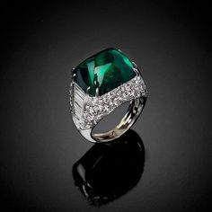 Bijoux Art Deco, Rings Green, Diamonds Ring, I Love Jewelry, Emerald Ring, High Jewelry