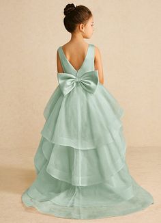 We encourage all our flower girls to feel like the princess they are while wearing Pumpkin. Made from matte satin and tulle, she features a scoop neckline, a bow tie belt, a ruched A-line silhouette, and a tiered tulle skirt trimmed with horsehair. Sage Flower Girl Dress, Tiered Tulle Skirt, Wedding Party Outfits, Pumpkin Flower, Tulle Flower Girl, White Alabaster, Flower Girl Dresses Tulle, Dress Dusty, Matte Satin