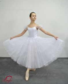 Professional ballet dress costume for adult and children P 0603 White Ballet Dress, Dream Daughter, Diy Fairy Wings, Nutcracker Costumes, White Dance, Ballerina Costume, Ballerina Outfit, Professional Ballet, Dress Bodice