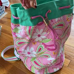 Lilly Pulitzer Bag- Del Ray Duffle - Never Used! Bermuda Bags, Insulated Backpack, Carryon Bag, Large Beach Bags, Bamboo Bag, Straw Tote Bag, Pink Beach, Straw Tote, Canvas Shopping Bag