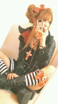 Gyaru Kei, Gyaru Aesthetic, Stella Rosa, Hime Gyaru, Emo Outfits