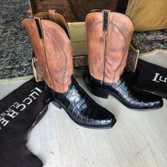 Questions? Leave A Comment Below! Luxury Black Goodyear Welted Boots, Shoes Brand, Leave A Comment, Shoe Brands, Cowboy Boots, Men's Shoes, Shoe Boots, Cowboy, Size 10