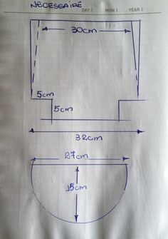 the measurements for a toilet seat are shown