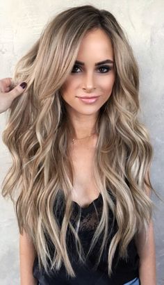 Dirty Blonde Hair, Long Layered Haircuts, Hair Color Highlights, Penteado Cabelo Curto, Long Wavy Hair, Hair Color Balayage, Long Blonde Hair