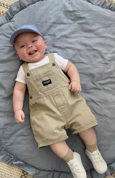 #oshkosh #babyoveralls #babyoutfit #babyfashion #spring #summer #momlife #babies #aestheticbabyphoto #babyboy Stylish Baby Boy Outfits Summer, Baby Boy Outfits Old Money, Spring Baby Boy Outfits, Baby Boy Outfits Aesthetic, Ootd Baby Boy, Baby Boy Style Outfits, Baby Boy Ootd, Baby Boy Summer Outfits