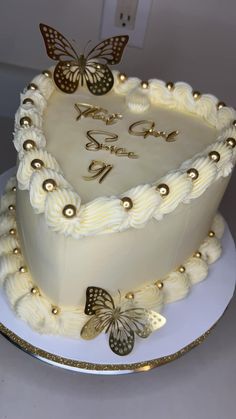 Golden Birthday Cakes, 19th Birthday Cakes, 22nd Birthday Cakes, Purple Cakes Birthday, White Birthday Cakes, Birthday Cake Decorating Ideas, Happy Birthday Decor, Gold Birthday Cake, Birthday Cakes For Teens