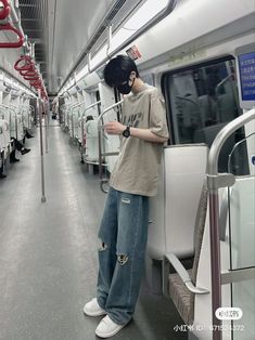 Korean Oversized Outfit, Oversized Outfit Men, Boy Korea, Boy Pics, Boys School Outfits, To Smell Good, Shape Dress, Trendy Boy Outfits