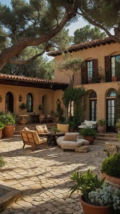 Mediterranean French Home, Tuscan Home Interior Design, Italian Home Architecture, Tuscan Mediterranean Homes, Italian Homes Interiors Tuscan Style, Small Mediterranean House Plans, Mediteranean Houses Interior Decor, Small Tuscan House, Italian Style Home Exterior