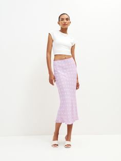 Let your skirt do the talking. Shop the Layla Silk Skirt from Reformation, a bias cut, midi skirt with an elasticated waist. Time Clothes, Swimwear Dress, Georgette Fabric, Vintage Pants, Silk Skirt, Outerwear Sweater, New Tops, Linen Clothes, Block Heels Sandal