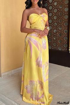 Olivia Mark - Elegant Maxi Evening Dress with Floral Print and Belted Detail Yellow Formal Dresses, Belted Long Dress, Printed Satin Dress, Formal Party Dress, Halter Maxi, Maxi Slip Dress, Maxi Dress Evening, Beautiful Clothes, Hip Dress