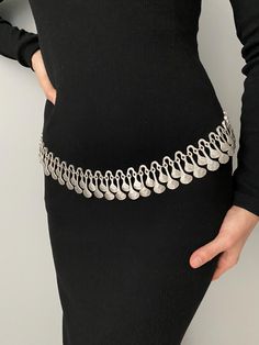 **Enhance your style with these exquisite vintage-inspired silver chain belts, perfect for adding a touch of elegance and edge to any outfit. Choose from a variety of designs that suit different aesthetics, whether you're going for a classic, boho, or contemporary look.  **Each belt is crafted with intricate detailing, making it a standout piece that complements both casual and formal wear. Ideal for layering over dresses, blazers, or high-waisted pants, these belts offer versatile styling optio Belt With Dress, Waist Accessories, Festival Belt, Waist Jewelry, Dress Fancy, Silver Jewellery Indian, Chain Belts, Belt Vintage, Silver Belts