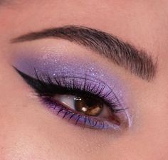 Garden Party Makeup, Purple Eyeshadow Looks, Makeup Purple, Super Shock Shadow, Super Bloom