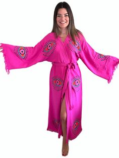 Handmade Evil Eye Festival Boho Kimono Bathrobe; %100 Organic Turkish Cotton You can use our stylish kimonos as; festival clothing, robe, dressing gown, beachwear cover up, bridesmaids gifts, bathrobe, pool&spa clothing, pareo, hammam towels and peshtemals. Due to its extra soft texture; our kimonos are very-well absorbent, quick to dry and eco-friendly. Great choice for the birthday / anniversary / bridesmaids / valentines day gifts. Patterns are handmade woodblock prints. Colors are also handmade,the color is obtained by mixturing several colors. Therefore patterns and colors might be slightly different than each other which makes each pattern unique. All kimonos are woven with high quaity Turkish organic cotton and have OEKO-TEX Certifications. Size: EU 36-42 Standard It can be machine Festival Clothing Women, Bohemian Robes, Kimono Beach Cover Up, Kimono Beach, Handmade Evil Eye, Festival Outfits Women, Bohemian Kimono, Beach Coverup Dress, Hammam Towels