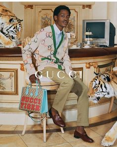 Gucci 2022, Year Of The Tiger 2022, Gucci Tiger, Mens Tote Bag, Tiger Year, Gucci Mens, 2022 Year, Slouchy Tote, Flora Design