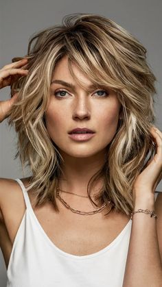 33 Layered Fall Hairstyles 2024: Trendy Cuts to Elevate Your Look This Season Long Layered Haircuts Fall 2024, Haircuts Fall 2024 Women, Choppy Hairstyles Medium, Hair Cuts Medium Length Layers 2024, Hair 2024 Fall, Short Long Layers, Medium Length Lob With Layers, Medium Length Layers With Bangs, Fall Hair Styles 2024