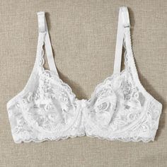 Shein Women’s Lace Floral Metal Underwire Bra Bralette Lingerie - White, Size M Metal Underwire. Condition: Brand New, Excellent Condition! Never Worn. The Lighting Is Dark In The Photos. White Lace Bra Feminine Style, White Lace Feminine Bra, White Lace Underwire Bra, White Underwire Bra With Lace Trim, Feminine White Underwire Bra, Sheer White Lace Bra, White Sheer Lace Bra, White Lace Bra Partially Lined, Partially Lined White Lace Bra