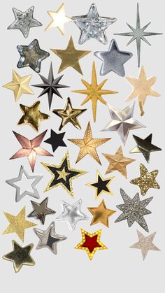 a bunch of stars that are all different colors