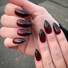 bloody claws Black Red Cat Eye Nails, Demon Nails, Burgundy Chrome Nails, Vampy Nails, Halo Nails, Blood Nails, Vampire Nails, Multicolored Nails, Wine Nails