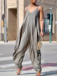 Streetwear Overalls, Aesthetic Yoga, Solid Jumpsuit, Loose Jumpsuit, Elegante Casual, Casual Jumpsuit, Outfit Aesthetic, Trend Fashion, Sleeveless Jumpsuits