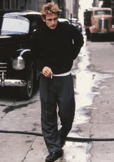 90s Men, Paul Newman, Mens Outfit Inspiration, Dean Martin, Mens Fashion Streetwear, Streetwear Men, Men Fashion Casual Outfits, Streetwear Men Outfits, Men Fits