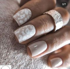 Nail Designs For Short Nails Trendy, Nail Color Goes With Everything, Nail Art Subtle Simple, Valentines Trendy Nails, Nail Art On One Nail, Elegant Nails Pearl, Subtle Cheetah Nails, Simple 2023 Nails, Nail Design Cheetah Print