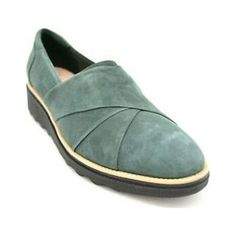 Clarks Sharon Form Size: 9.  Color: Green.  Gender: female.  Age Group: adult. Clark Loafers, Clarks Sandals, Black Leather Mules, Nike Tennis Dress, Clarks Women's, Shoes Size 6, Brown Sneakers, Womens Clarks, Clarks Originals